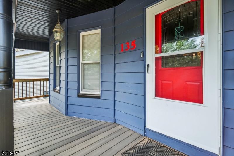 Belleville Twp., New Jersey, 07109, United States, 4 Bedrooms Bedrooms, ,2 BathroomsBathrooms,Residential,For Sale,1988338