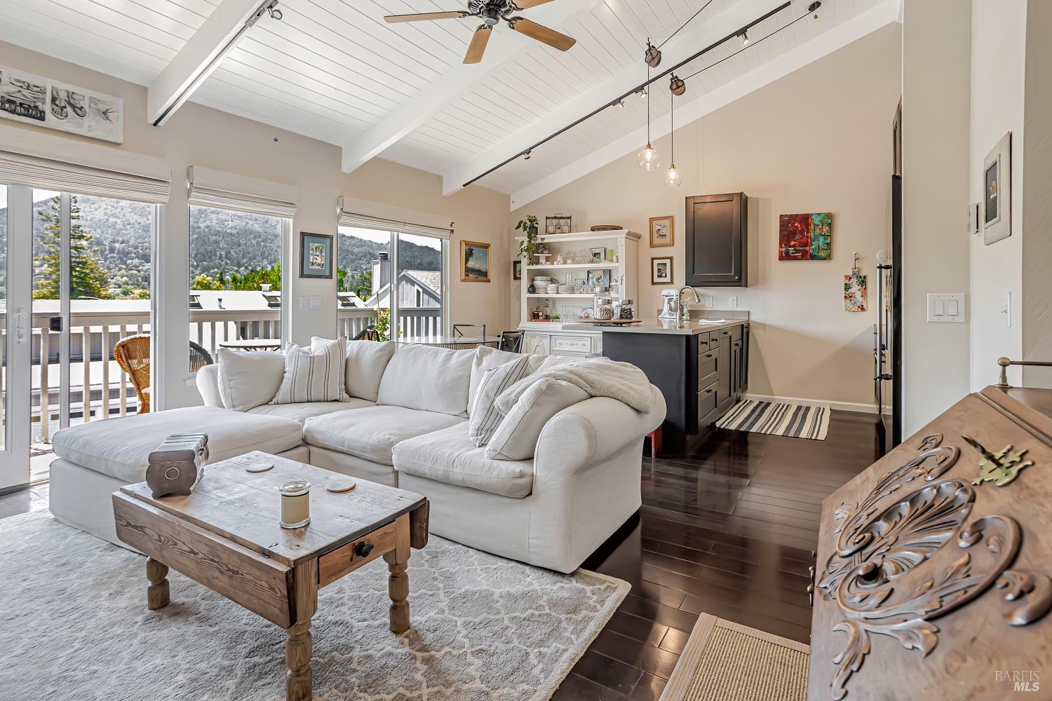 Kentfield, California, 94904, United States, 1 Bedroom Bedrooms, ,1 BathroomBathrooms,Residential,For Sale,1903571