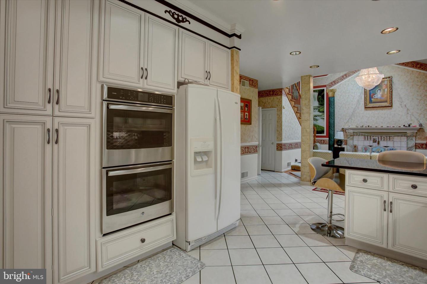 Chambersburg, Pennsylvania, 17202, United States, 5 Bedrooms Bedrooms, ,6 BathroomsBathrooms,Residential,For Sale,1989609