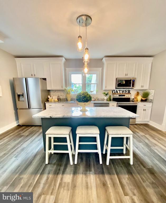 Fredericksburg, Virginia, 22401, United States, 4 Bedrooms Bedrooms, ,3 BathroomsBathrooms,Residential,For Sale,1916037
