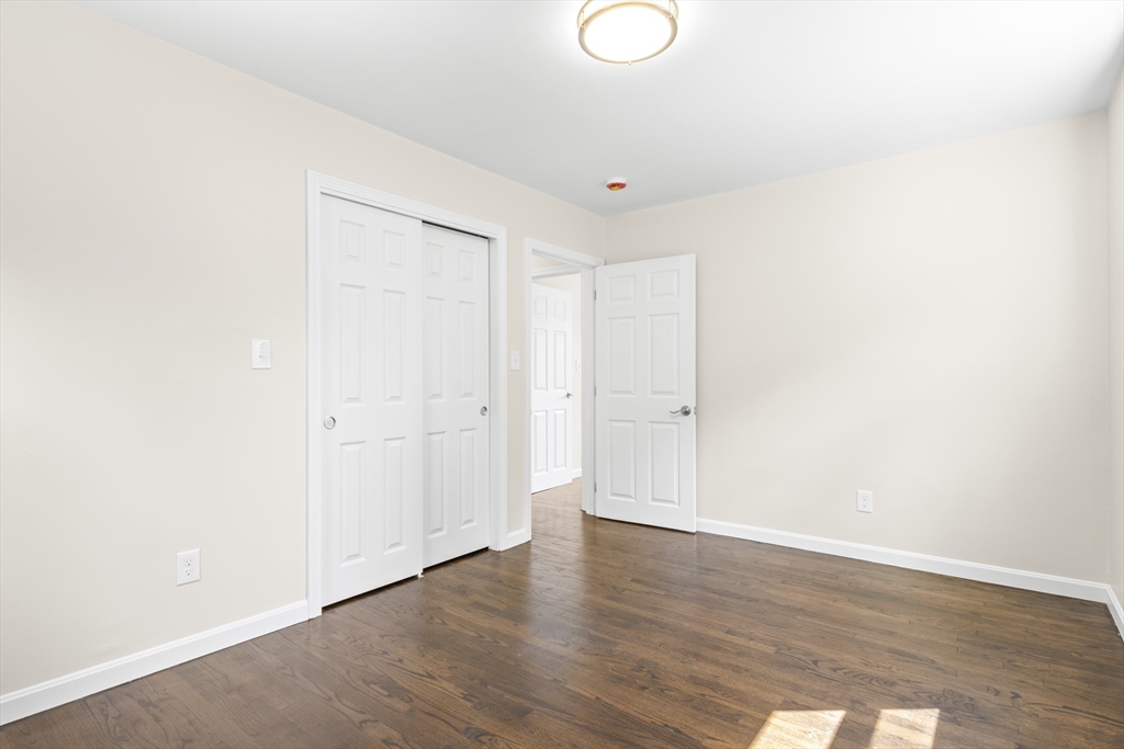 Swansea, Massachusetts, 02777, United States, 3 Bedrooms Bedrooms, ,2 BathroomsBathrooms,Residential,For Sale,2005350