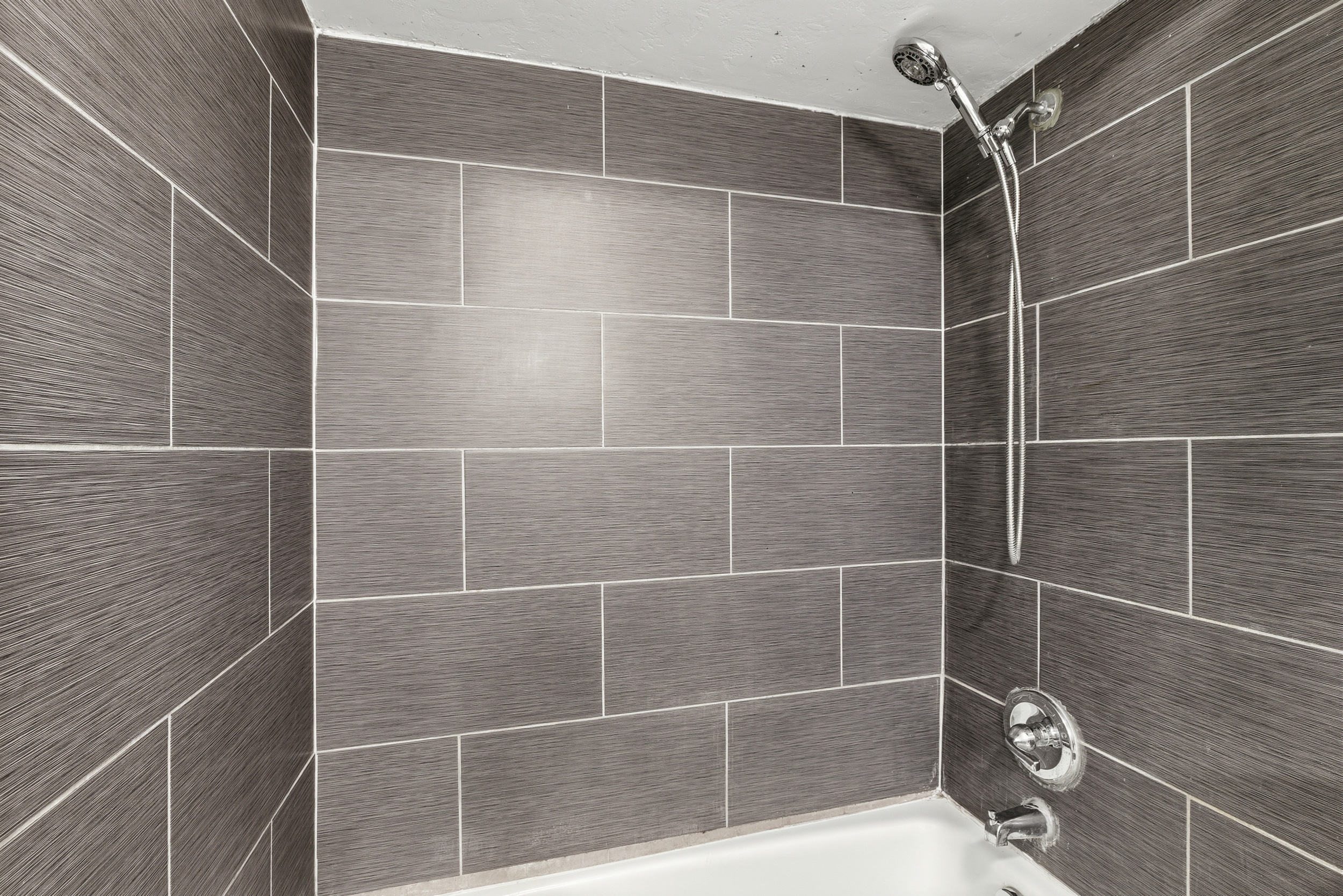  1207 N. College Street - 物件實景