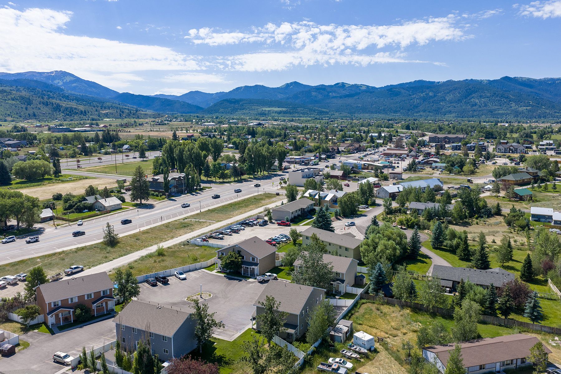  Applewood Grove Townhome - 物件實景