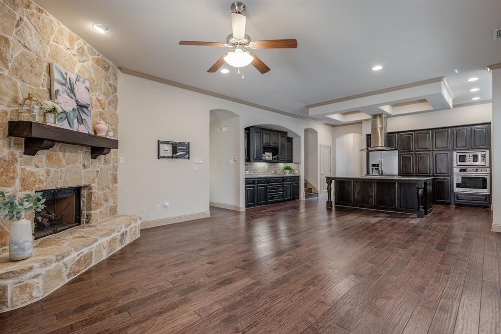 Roanoke, Texas, 76262, United States, 4 Bedrooms Bedrooms, ,3 BathroomsBathrooms,Residential,For Sale,2005559