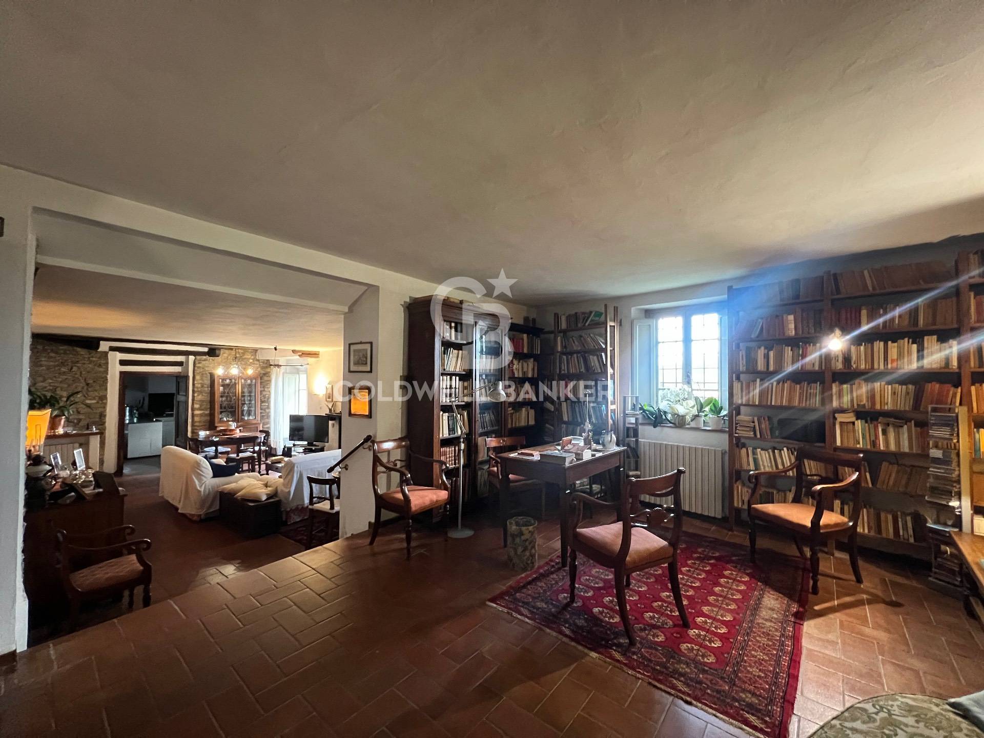 VIA DI VICOPELAGO, Lucca, Lucca, 55100, IT, 4 Bedrooms Bedrooms, ,2 BathroomsBathrooms,Residential,For Sale,VIA DI VICOPELAGO,1628476