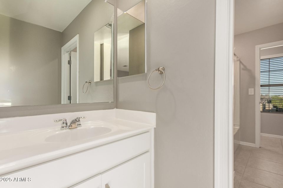 Tolleston, Arizona, 85353, United States, 4 Bedrooms Bedrooms, ,4 BathroomsBathrooms,Residential,For Sale,1975329