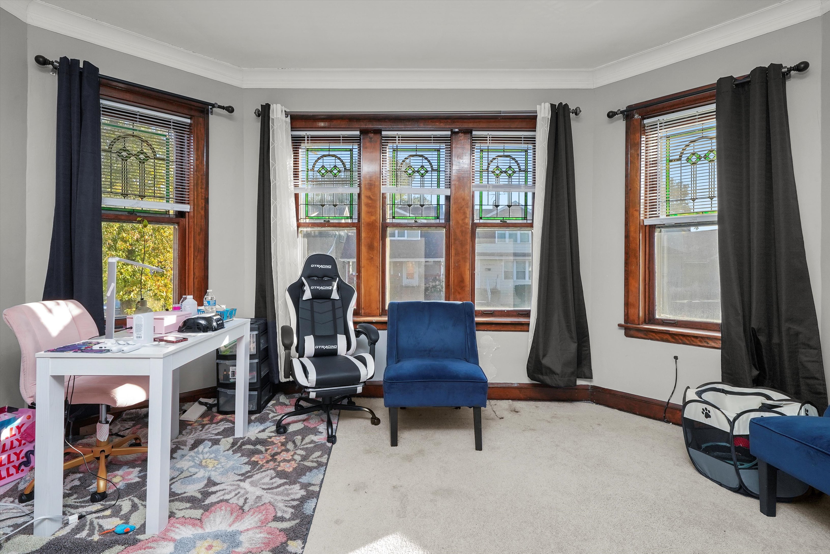 Chicago, Illinois, 60639, United States, 8 Bedrooms Bedrooms, ,3 BathroomsBathrooms,Residential,For Sale,1986101