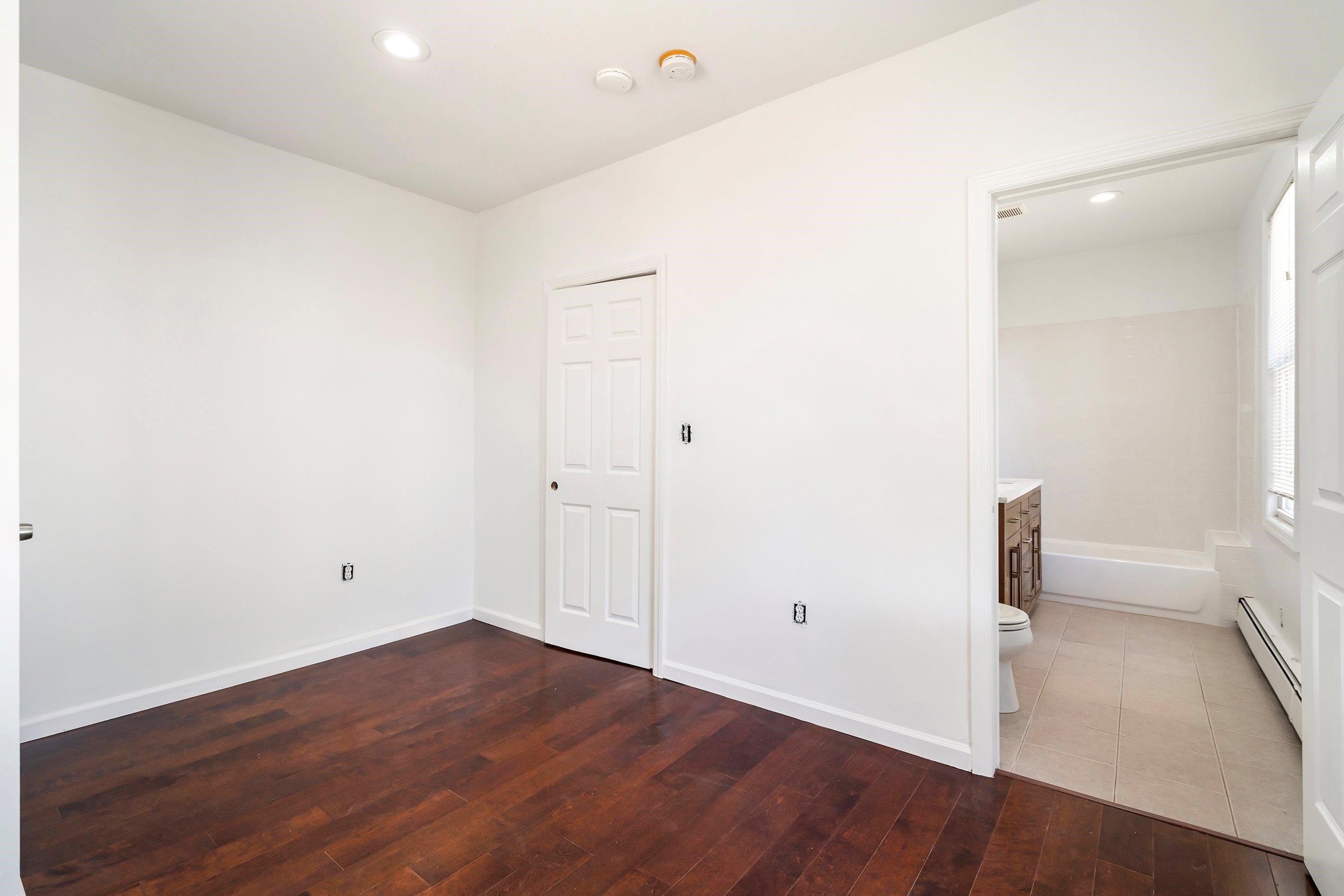 LONG BRANCH CITY, New Jersey, 07740, United States, 5 Bedrooms Bedrooms, ,3 BathroomsBathrooms,Residential,For Sale,1878640