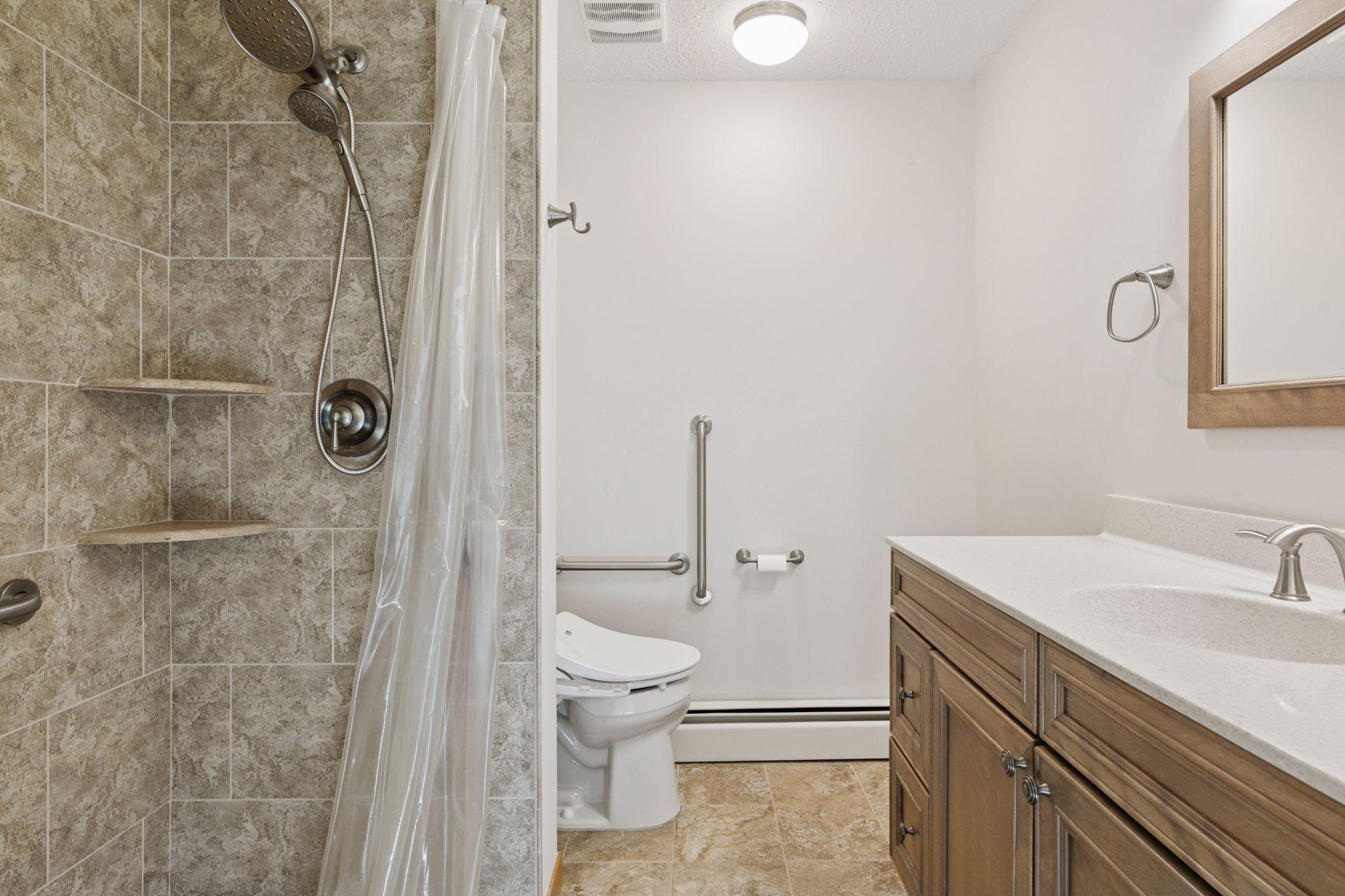 Hudson, Wisconsin, 54016, United States, 4 Bedrooms Bedrooms, ,2 BathroomsBathrooms,Residential,For Sale,1923274
