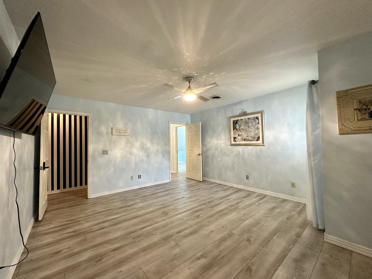 Union City, Tennessee, 38261, United States, 6 Bedrooms Bedrooms, ,5 BathroomsBathrooms,Residential,For Sale,1924324