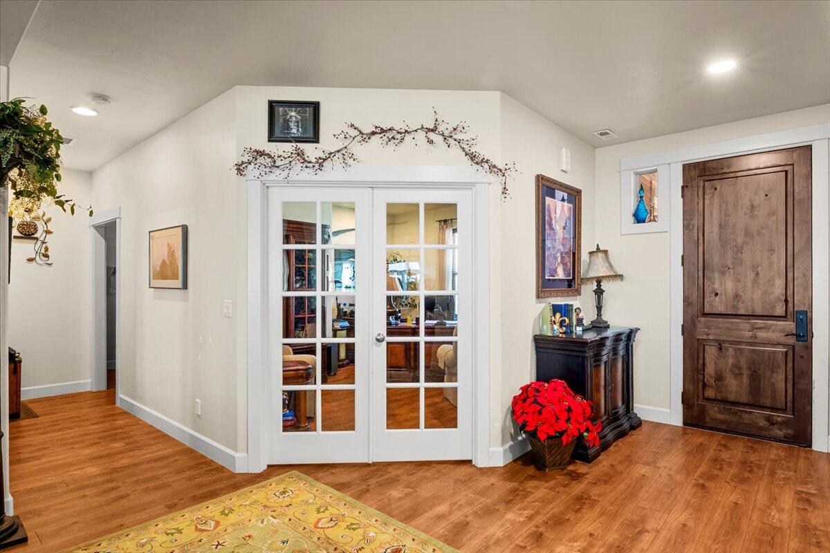 Bend, Oregon, 97703, United States, 3 Bedrooms Bedrooms, ,2 BathroomsBathrooms,Residential,For Sale,2005740