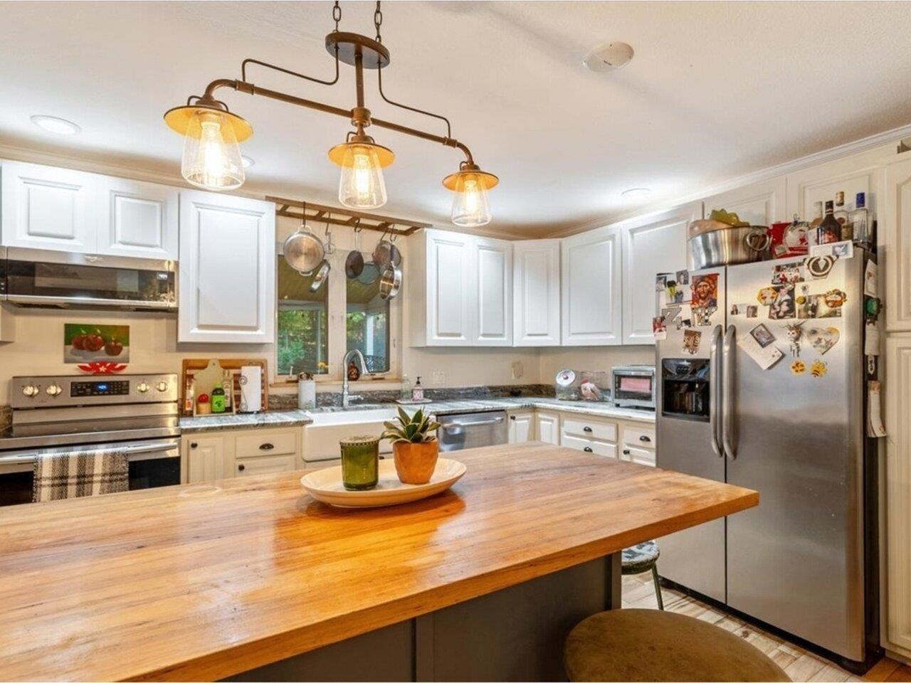 Georgia, Vermont, 05478, United States, 4 Bedrooms Bedrooms, ,2 BathroomsBathrooms,Residential,For Sale,1950830