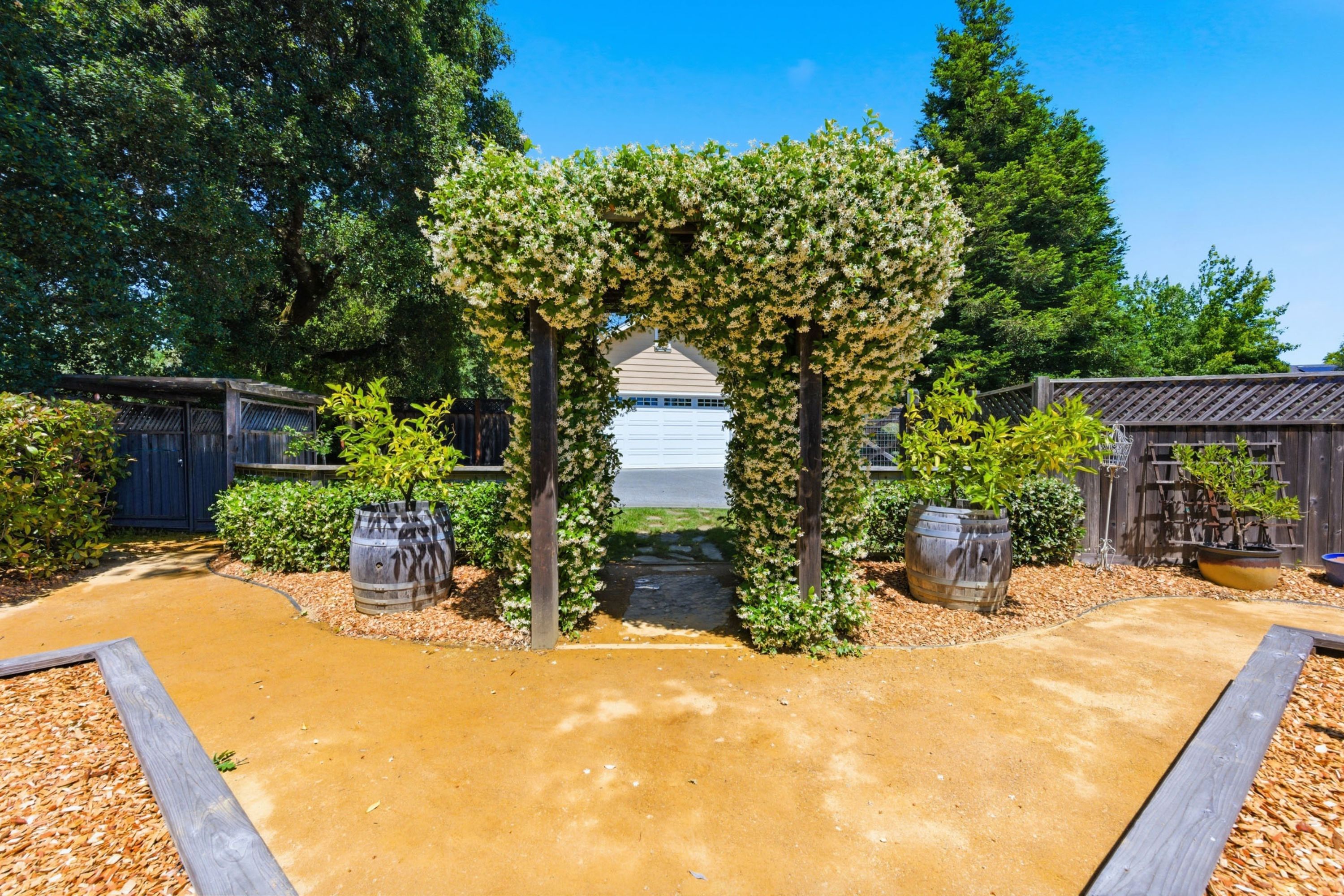  Exceptional Craftsman Home Near Downtown Windsor - 物件實景