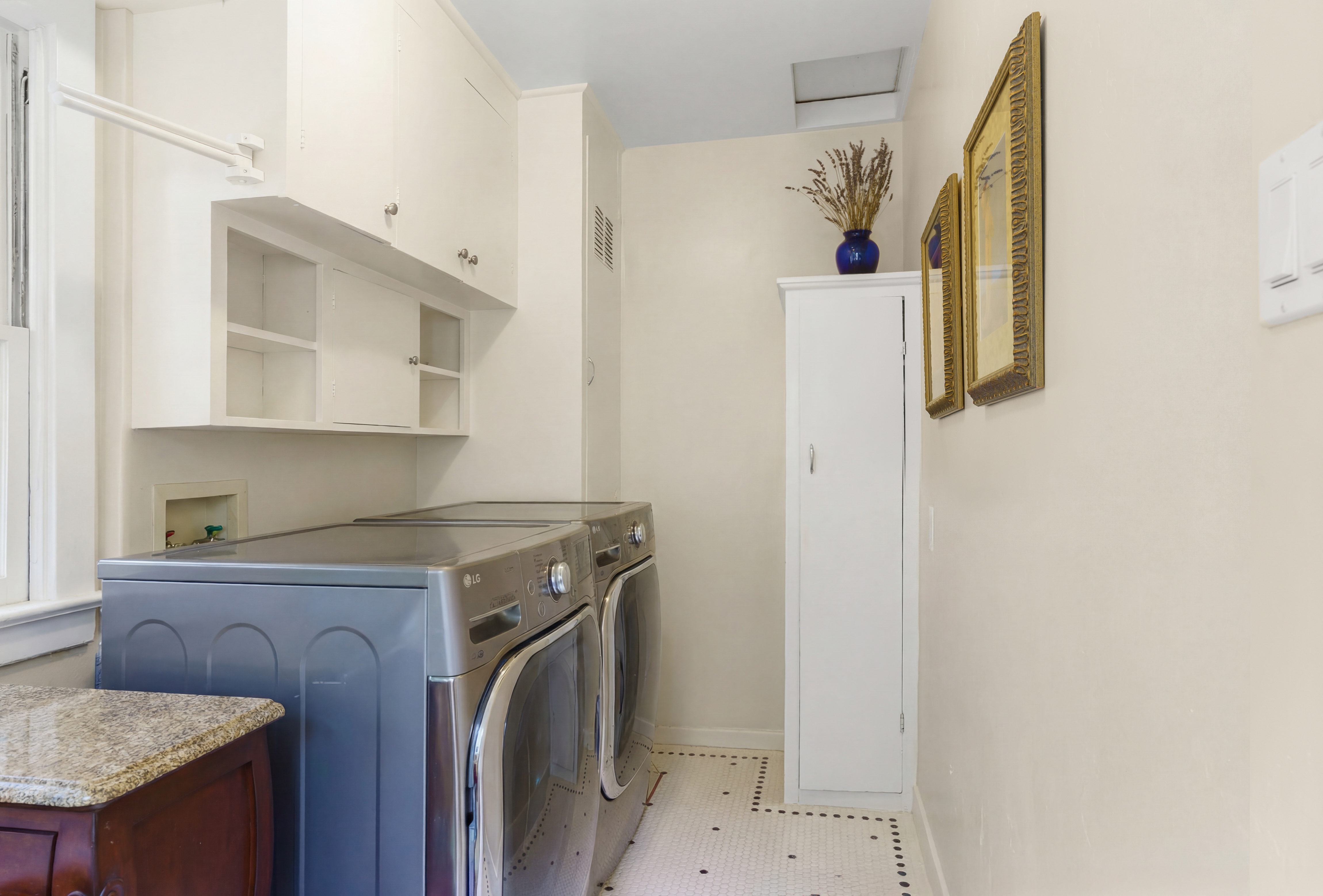  981 Poli Street, Ventura, CA 93001 - 物件實景