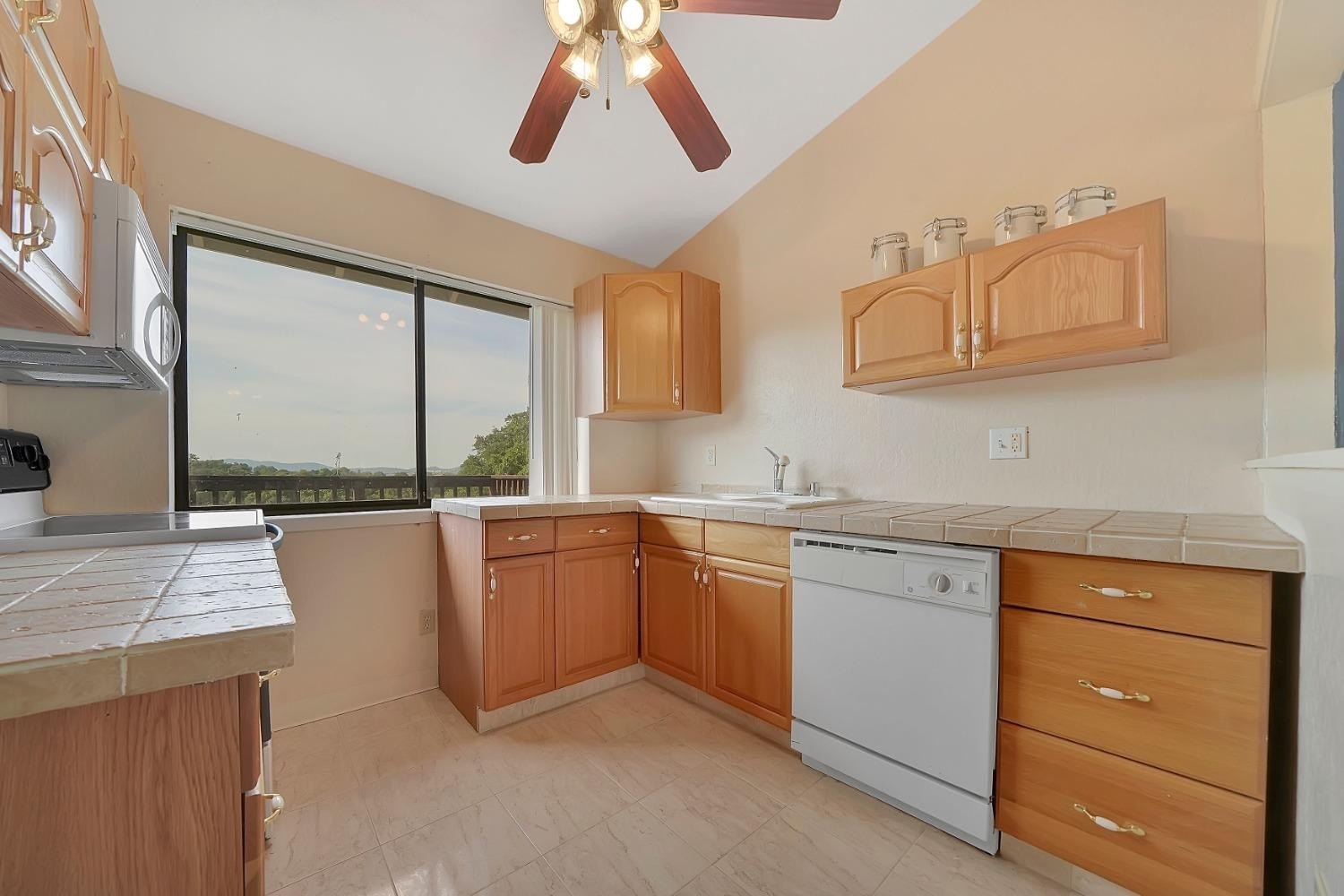San Andreas, California, 95249, United States, 5 Bedrooms Bedrooms, ,4 BathroomsBathrooms,Residential,For Sale,1931003