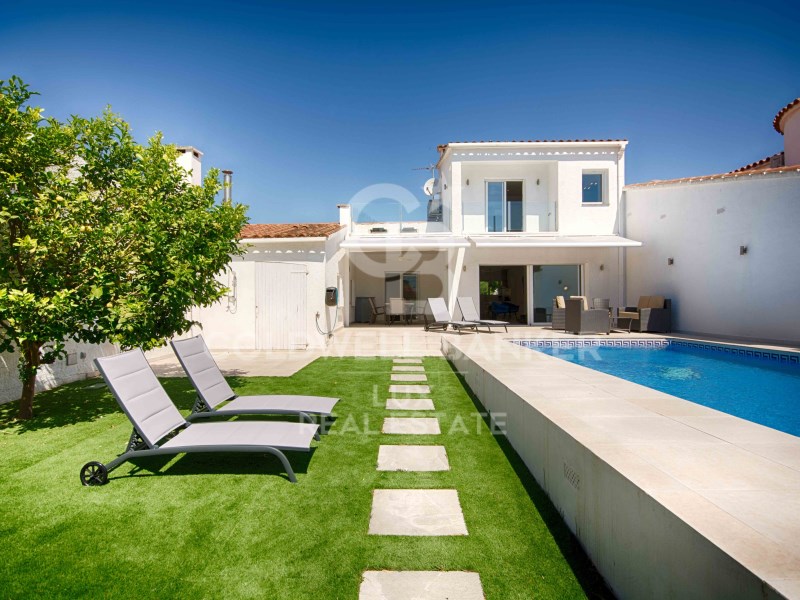 Girona, Empuriabrava, Cap Ras - Creus - Falconera, Empuriabrava, Catalonia, ES, 3 Bedrooms Bedrooms, ,2 BathroomsBathrooms,Residential,For Sale,Girona, Empuriabrava, Cap Ras - Creus - Falconera,1448905