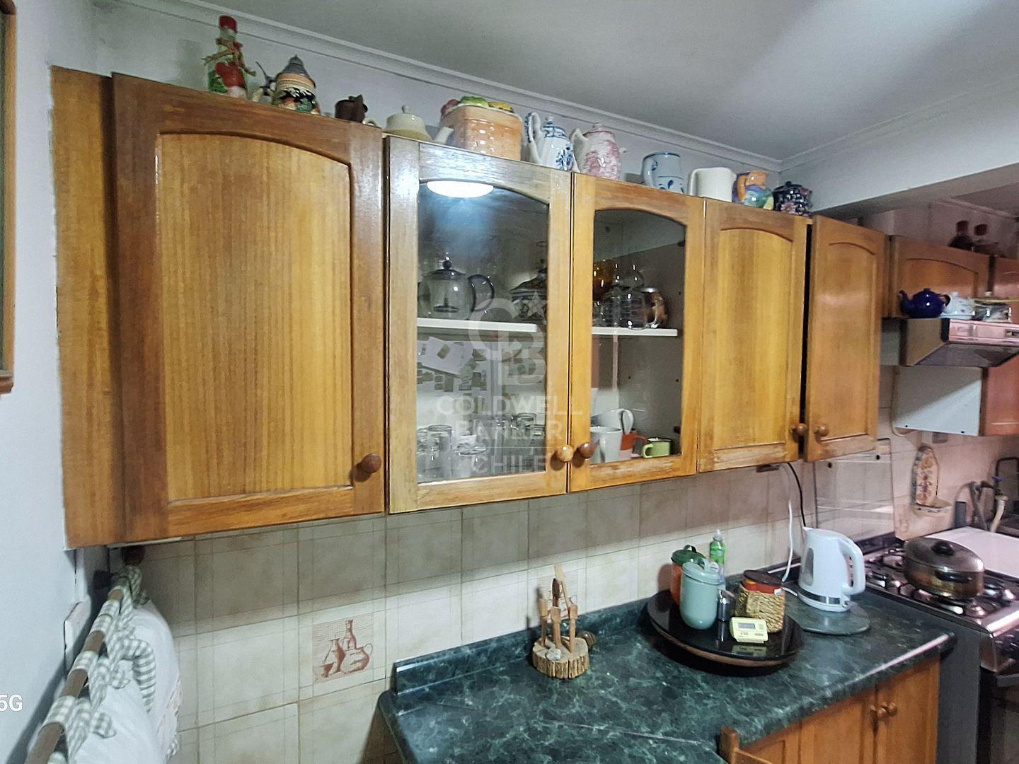 Las Condes, Chile, 5 Bedrooms Bedrooms, ,3 BathroomsBathrooms,Residential,For Sale,1821547