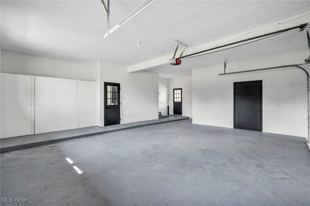 Medina, Ohio, 44256, United States, 4 Bedrooms Bedrooms, ,4 BathroomsBathrooms,Residential,For Sale,1957351