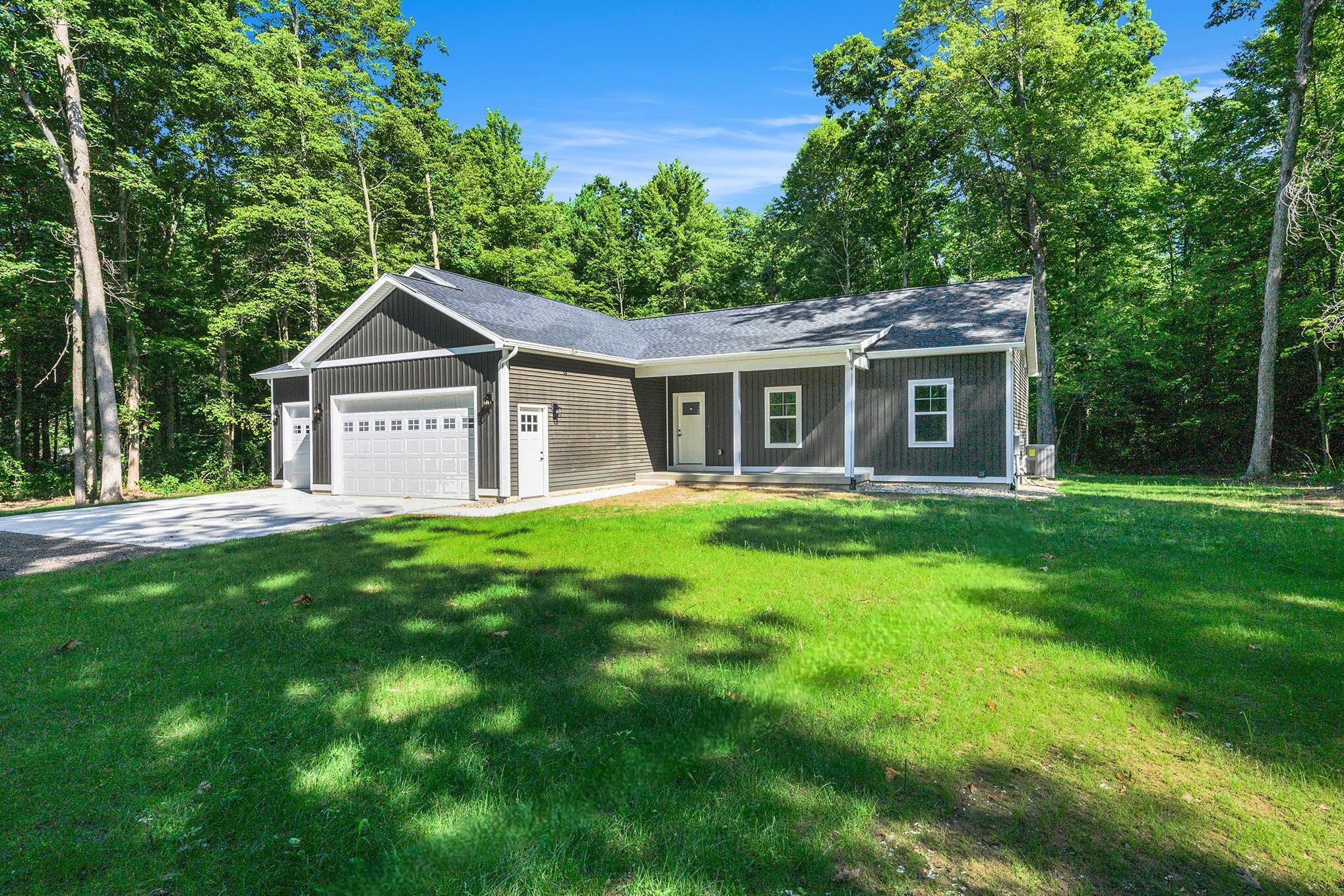 Allegan, Michigan, 49010, United States, 6 Bedrooms Bedrooms, ,4 BathroomsBathrooms,Residential,For Sale,1827458