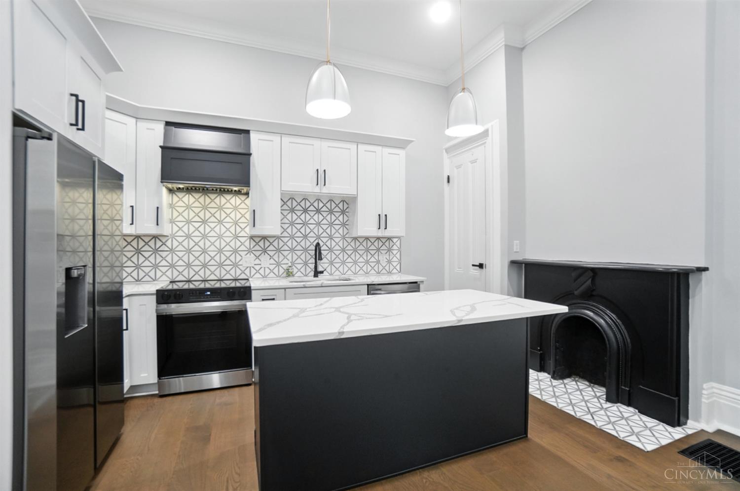 Cincinnati, Ohio, 45214, United States, 4 Bedrooms Bedrooms, ,3 BathroomsBathrooms,Residential,For Sale,1955713