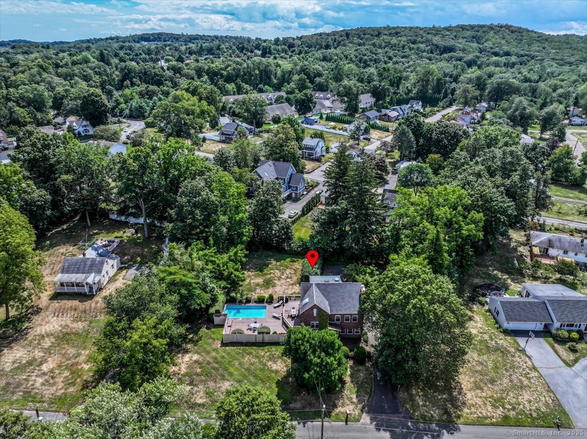 North Haven, Connecticut, 06473, United States, 4 Bedrooms Bedrooms, ,3 BathroomsBathrooms,Residential,For Sale,1940300