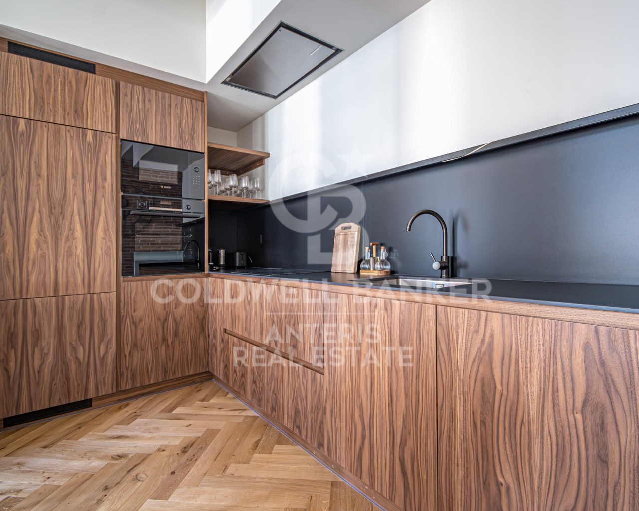 Barcelona, Catalonia, ES, 3 Bedrooms Bedrooms, ,2 BathroomsBathrooms,Residential,For Sale,1826735