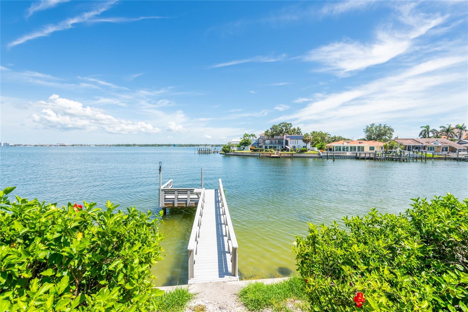 St. Petersburg, Florida, 33711, United States, 4 Bedrooms Bedrooms, ,4 BathroomsBathrooms,Residential,For Sale,1900665