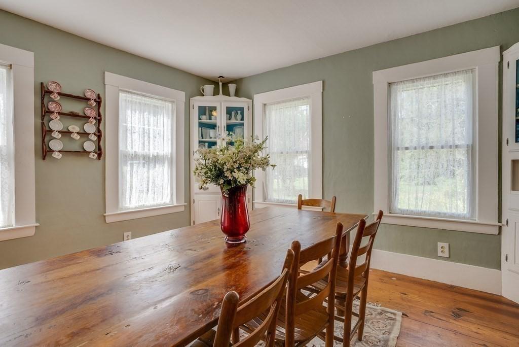 Boylston, Massachusetts, 01505, United States, 5 Bedrooms Bedrooms, ,3 BathroomsBathrooms,Residential,For Sale,1887512
