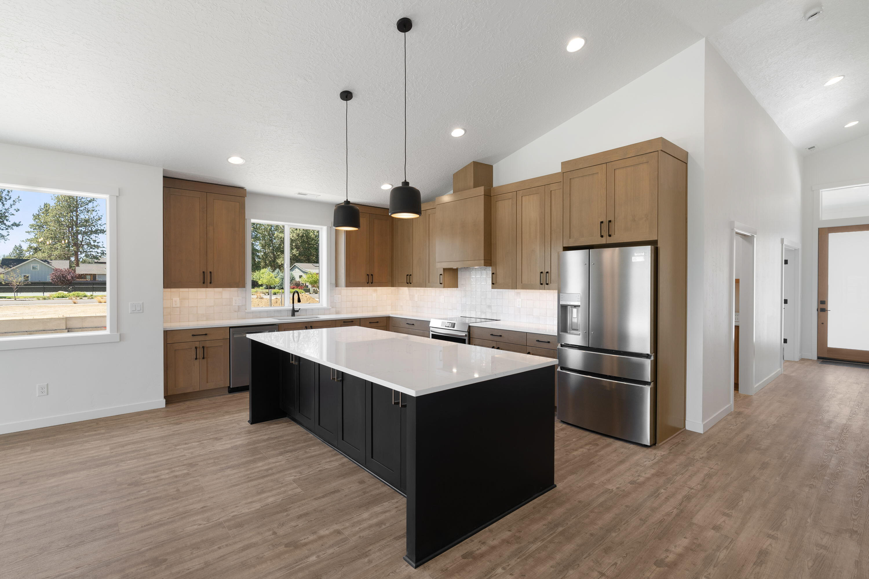 Sisters, Oregon, 97759, United States, 3 Bedrooms Bedrooms, ,3 BathroomsBathrooms,Residential,For Sale,1766266