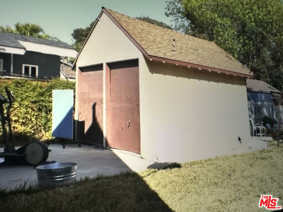 Los Angeles, California, 90032, United States, 2 Bedrooms Bedrooms, ,Residential,For Sale,1951001