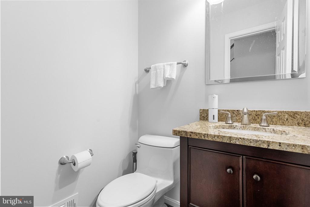 Gainesville, Virginia, 20155, United States, 4 Bedrooms Bedrooms, ,3 BathroomsBathrooms,Residential,For Sale,2049093