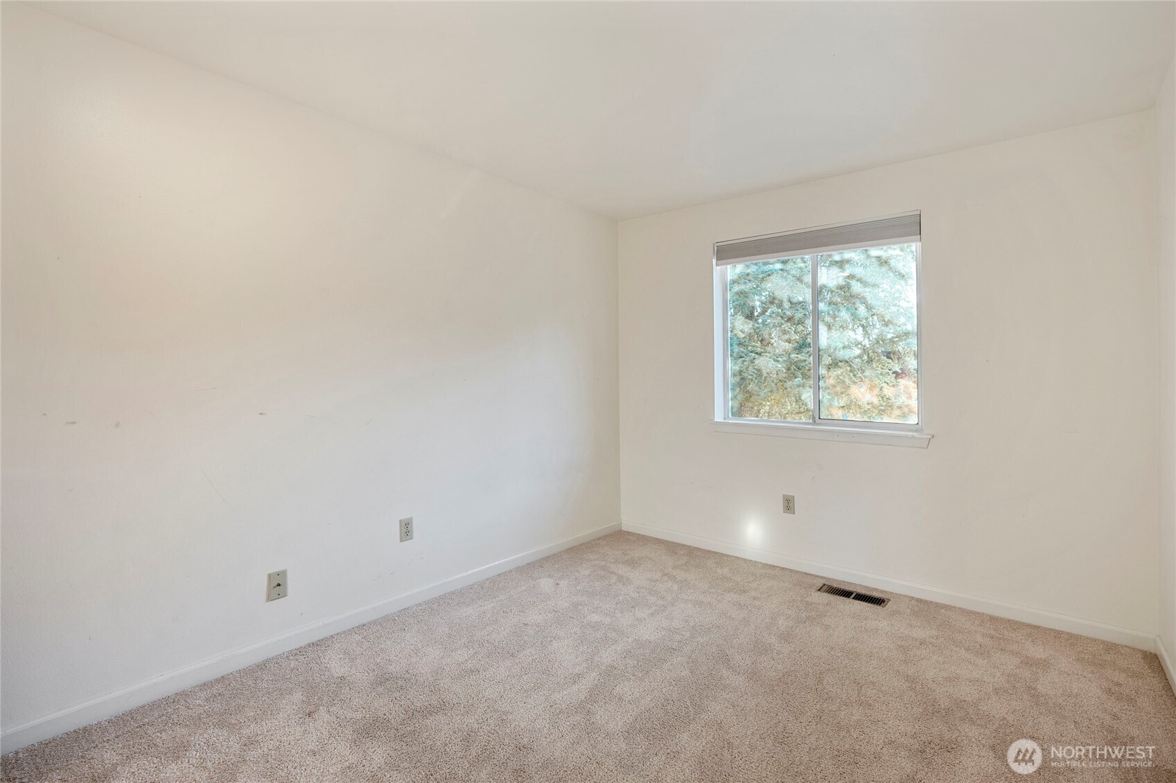 Maple Valley, Washington, 98038, United States, 3 Bedrooms Bedrooms, ,3 BathroomsBathrooms,Residential,For Sale,1891445