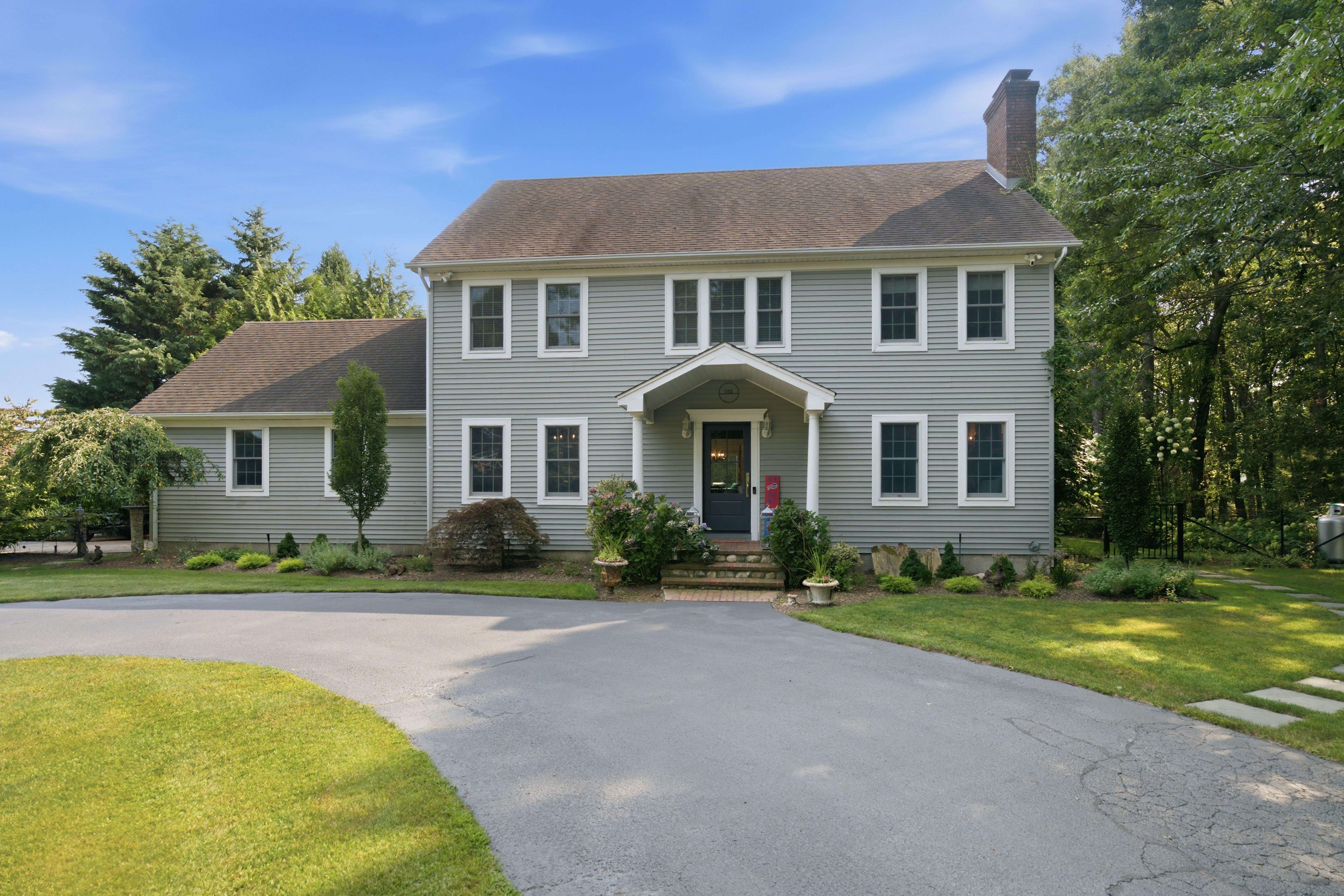  147B Old Country Road, Remsenburg, NY 11960 - 物件實景