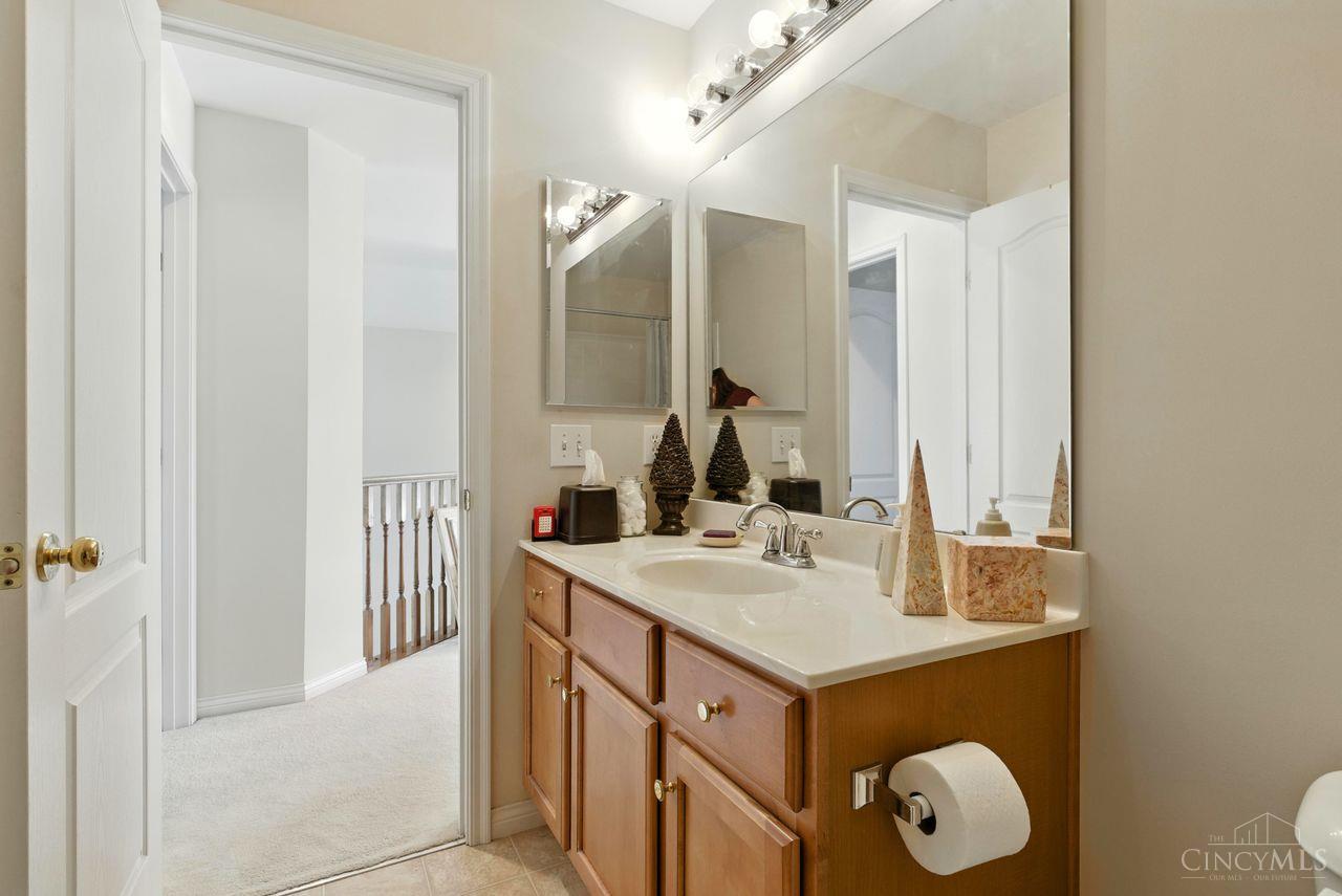 Fairfield Twp, Ohio, 45011, United States, 4 Bedrooms Bedrooms, ,4 BathroomsBathrooms,Residential,For Sale,1949510