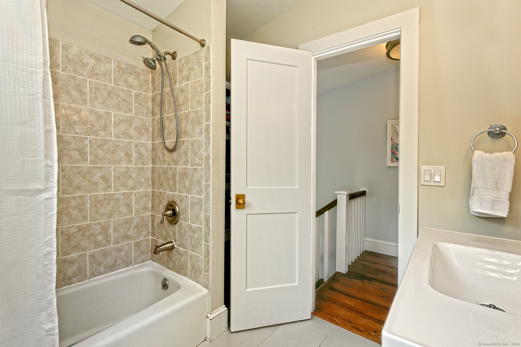 Old Saybrook, Connecticut, 06475, United States, 3 Bedrooms Bedrooms, ,2 BathroomsBathrooms,Residential,For Sale,1882738