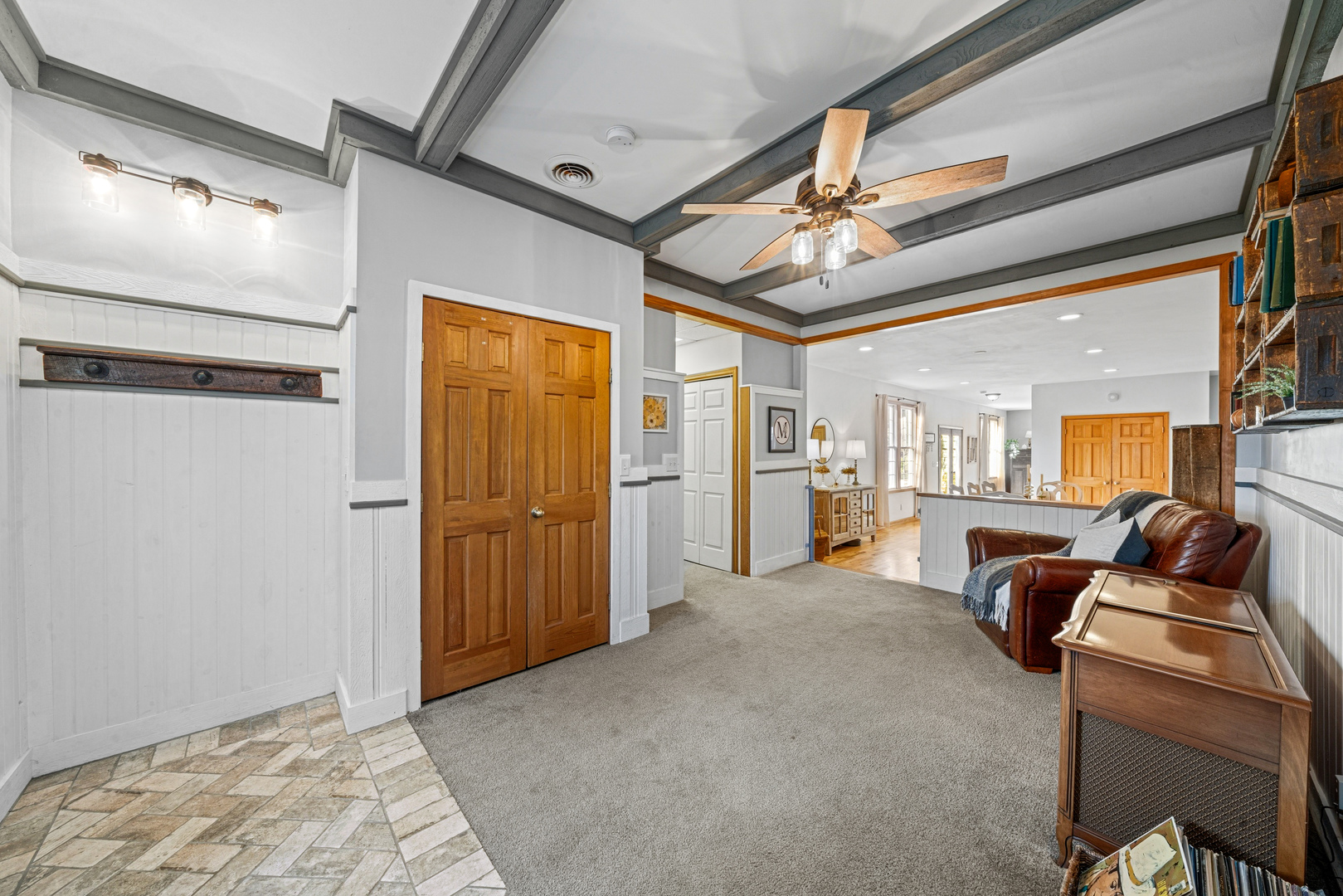 Elburn, Illinois, 60119, United States, 5 Bedrooms Bedrooms, ,3 BathroomsBathrooms,Residential,For Sale,1986331