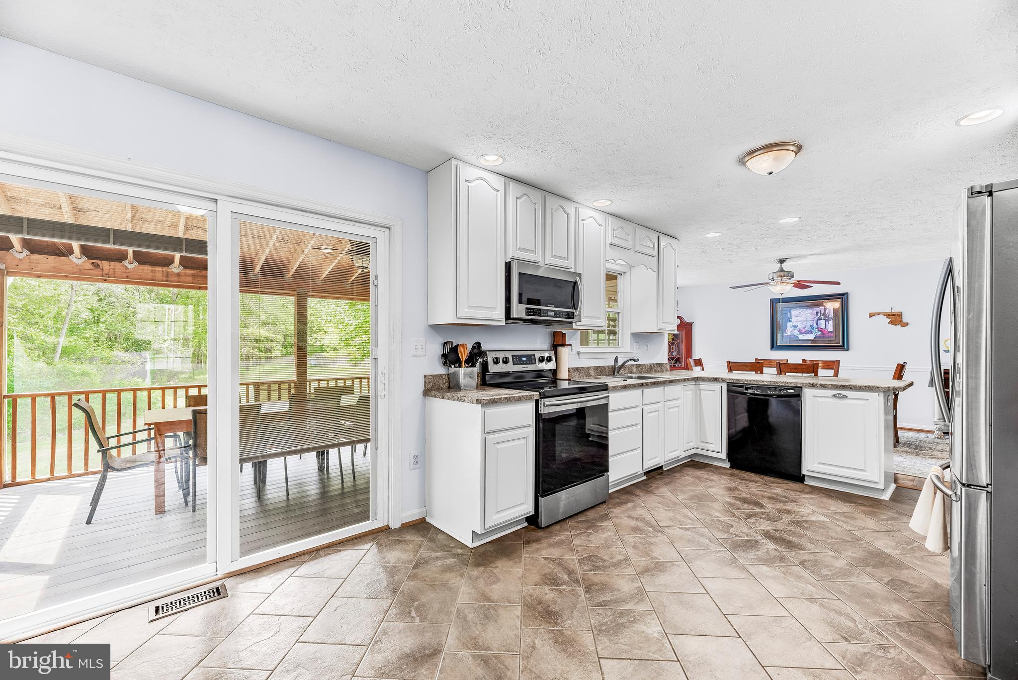 La Plata, Maryland, 20646, United States, 4 Bedrooms Bedrooms, ,4 BathroomsBathrooms,Residential,For Sale,1943631