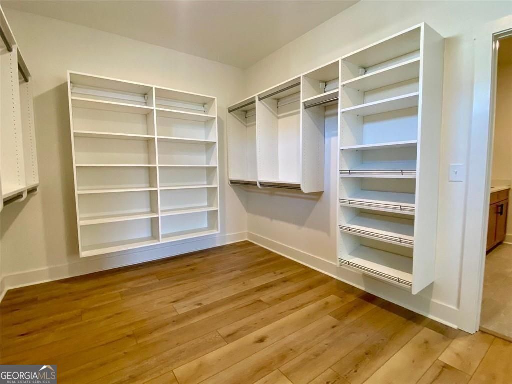 Gainesville, Georgia, 30506, United States, 5 Bedrooms Bedrooms, ,4 BathroomsBathrooms,Residential,For Sale,1909914