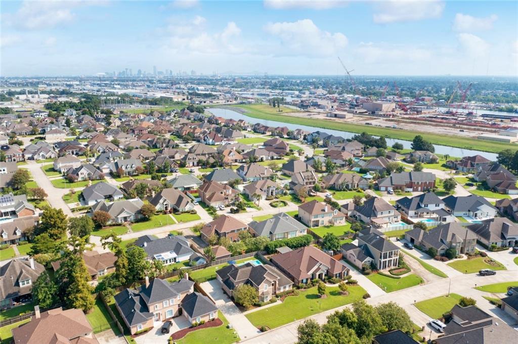 Harvey, Louisiana, 70058, United States, 4 Bedrooms Bedrooms, ,4 BathroomsBathrooms,Residential,For Sale,1919980