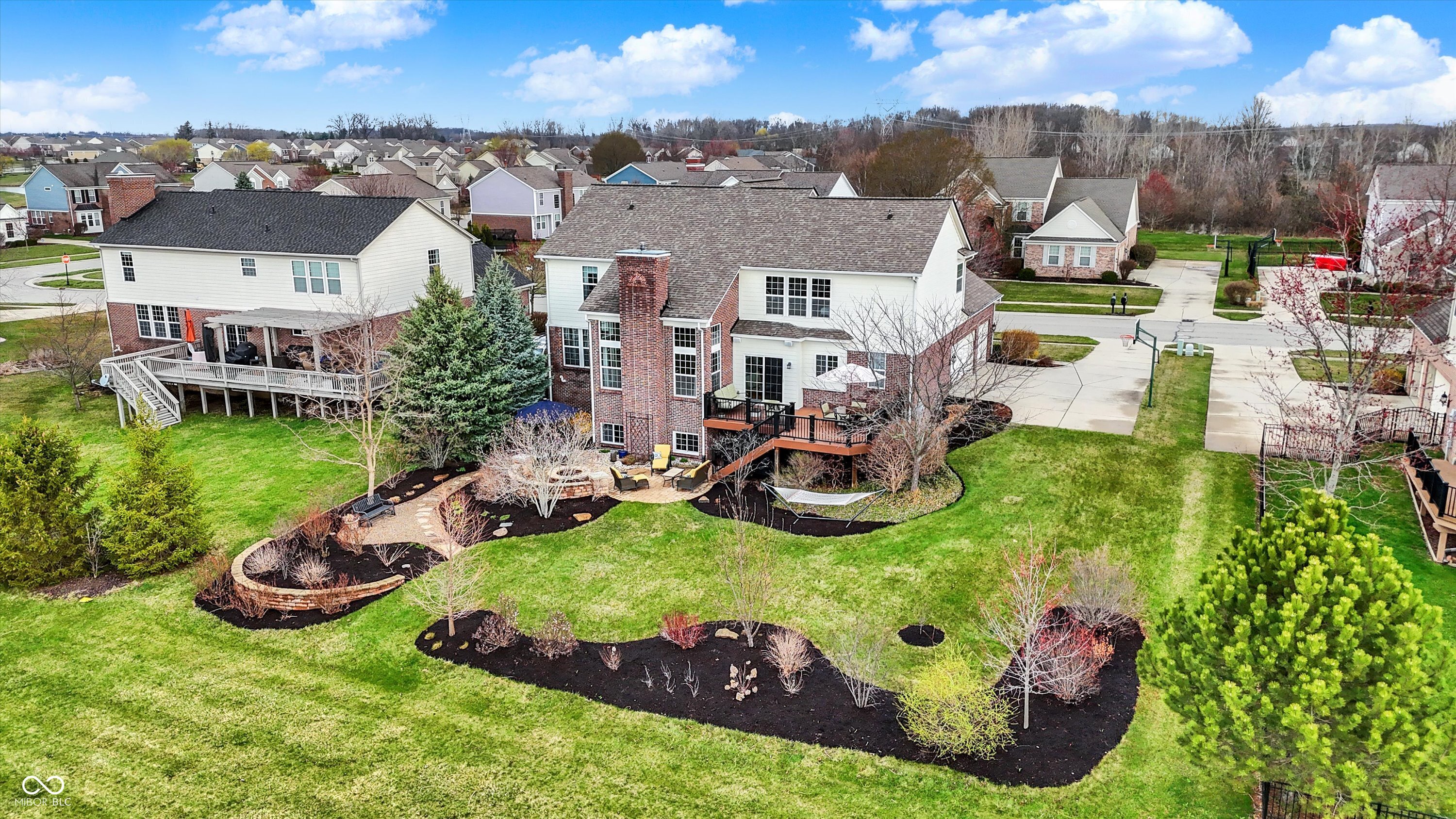 Zionsville, Indiana, 46077, United States, 4 Bedrooms Bedrooms, ,4 BathroomsBathrooms,Residential,For Sale,1880613