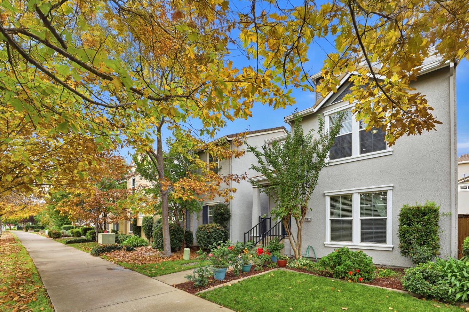 Rancho Cordova, California, 95670, United States, 3 Bedrooms Bedrooms, ,3 BathroomsBathrooms,Residential,For Sale,1991437