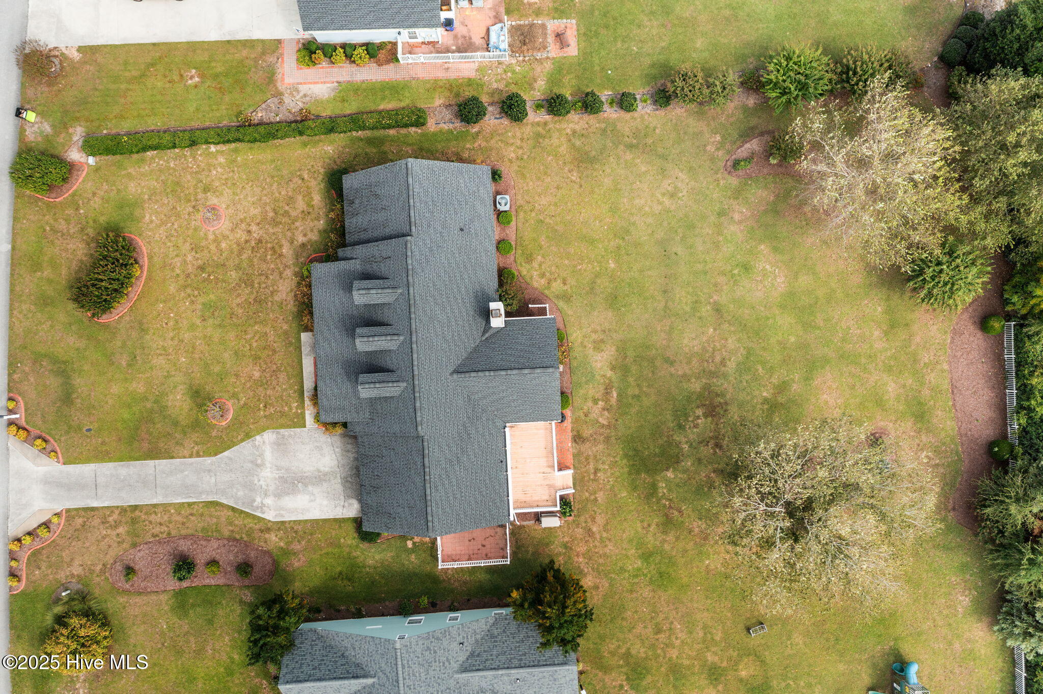 Cedar Point, North Carolina, 28584, United States, 3 Bedrooms Bedrooms, ,2 BathroomsBathrooms,Residential,For Sale,1957404