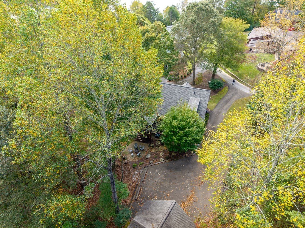 Young Harris, Georgia, 30582, United States, 4 Bedrooms Bedrooms, ,4 BathroomsBathrooms,Residential,For Sale,1979770