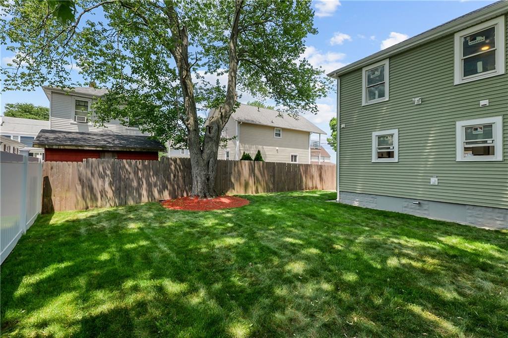Warwick, Rhode Island, 02889, United States, 3 Bedrooms Bedrooms, ,2 BathroomsBathrooms,Residential,For Sale,1937520