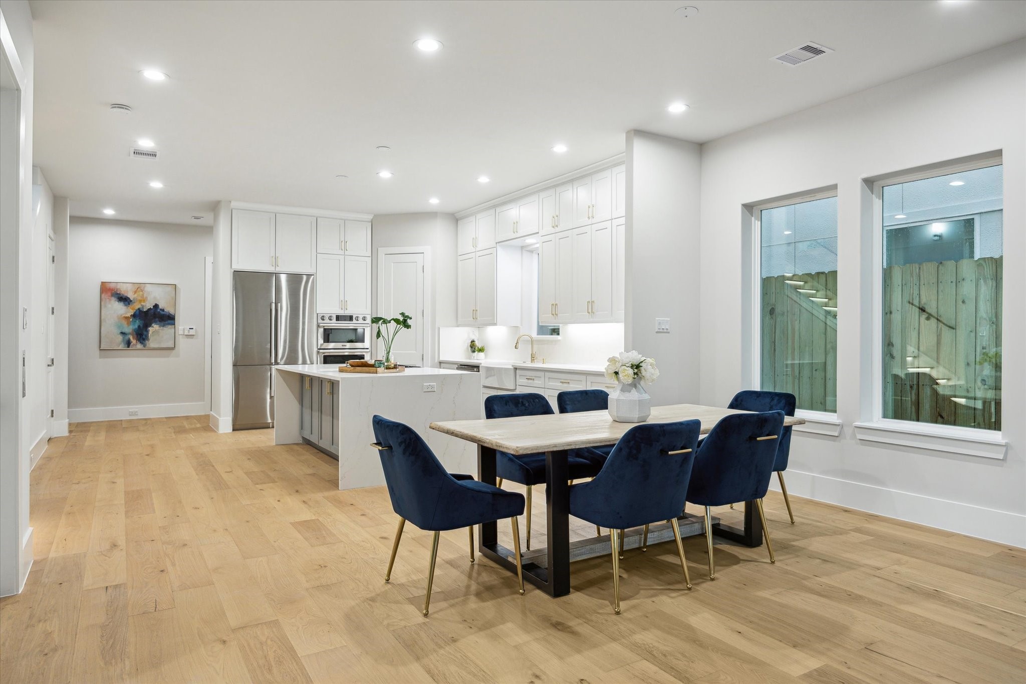  902 Knox Street A - 物件實景
