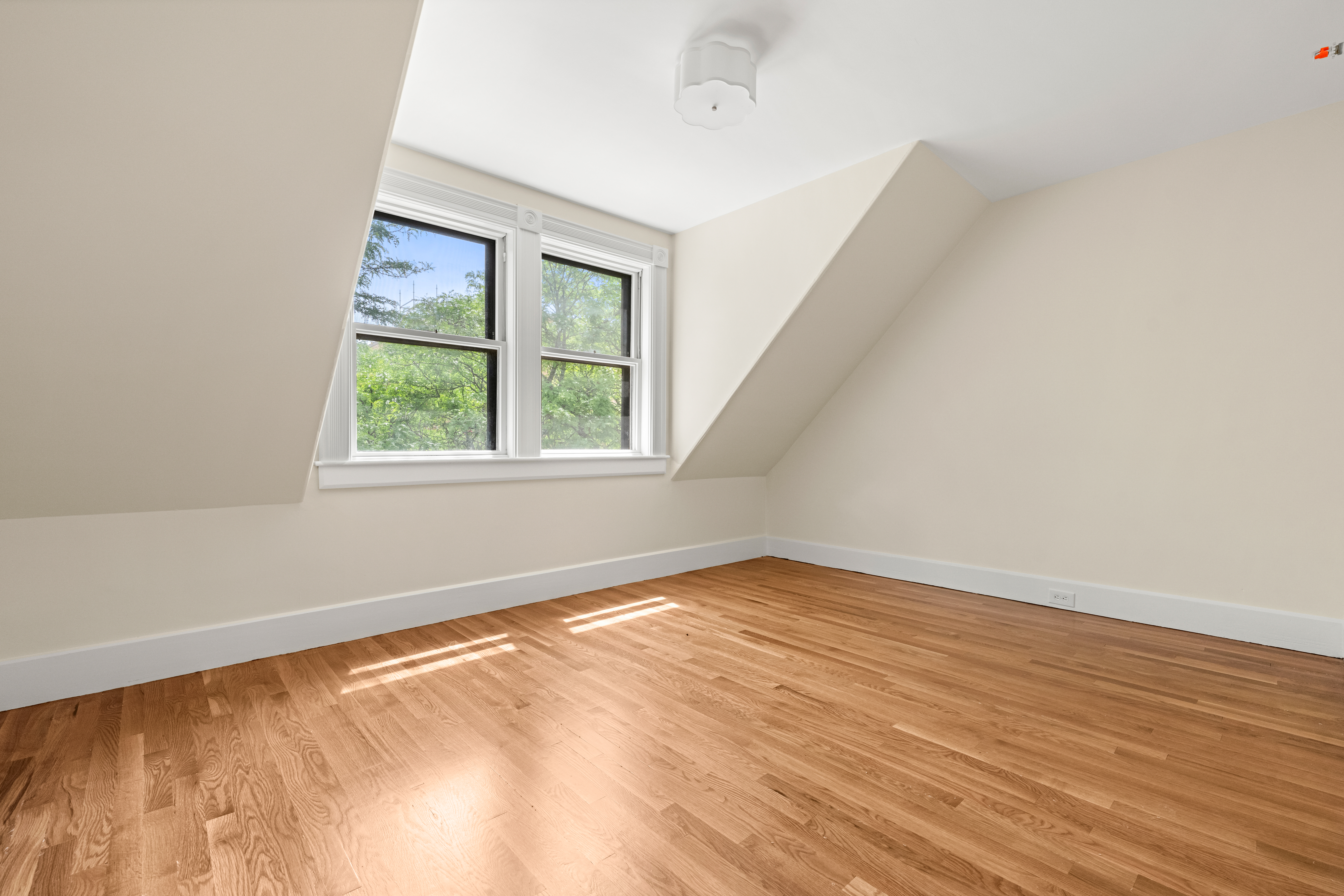  16 Loring Avenue, Salem, MA, 01970 - 物件實景