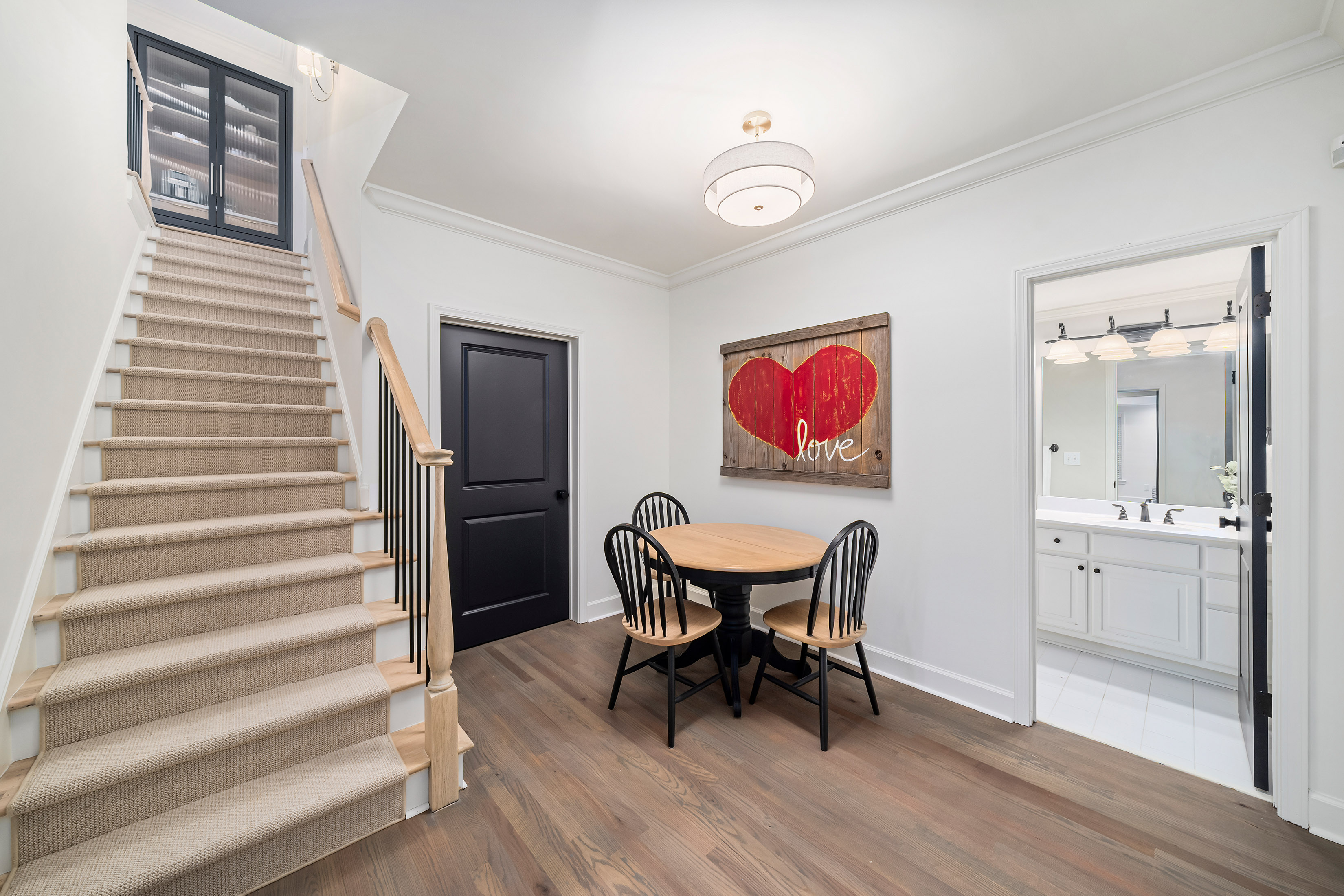  Meticulously Updated Milton Home - 物件實景