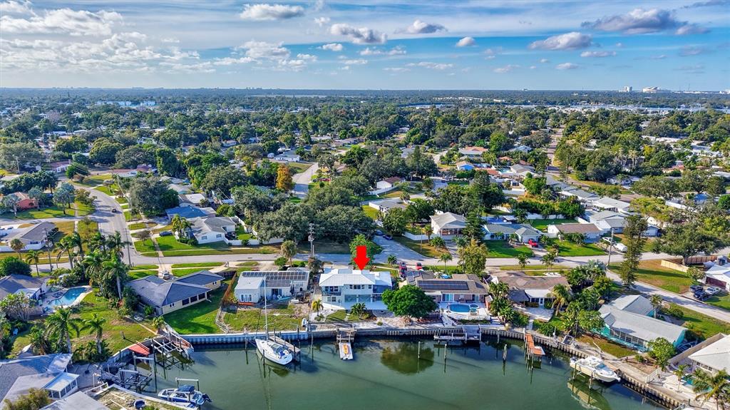 St Petersburg, Florida, 33705, United States, 4 Bedrooms Bedrooms, ,3 BathroomsBathrooms,Residential,For Sale,1991648