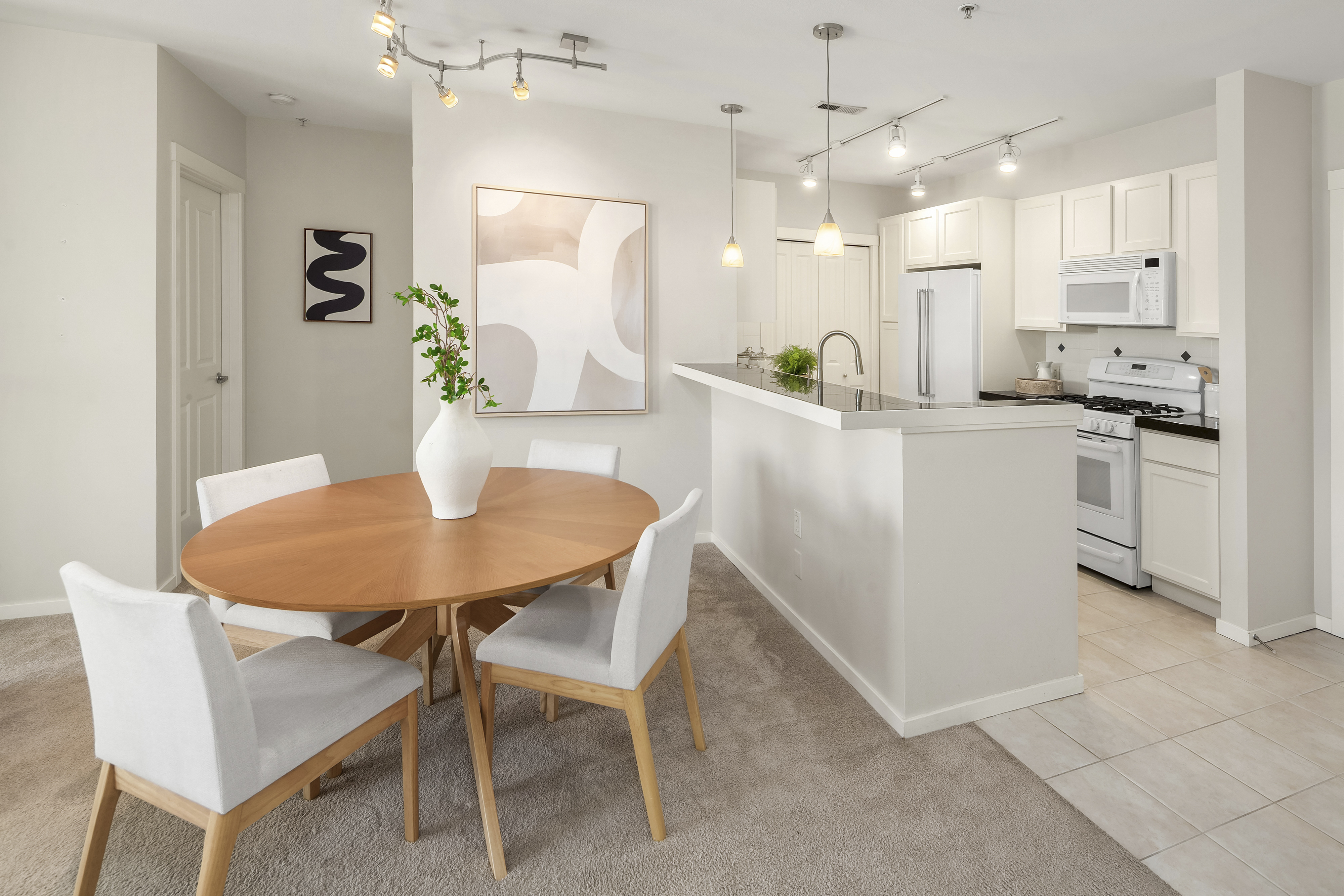  2901 NE Blakeley St Unit #409, Seattle, WA 98105 - 物件實景