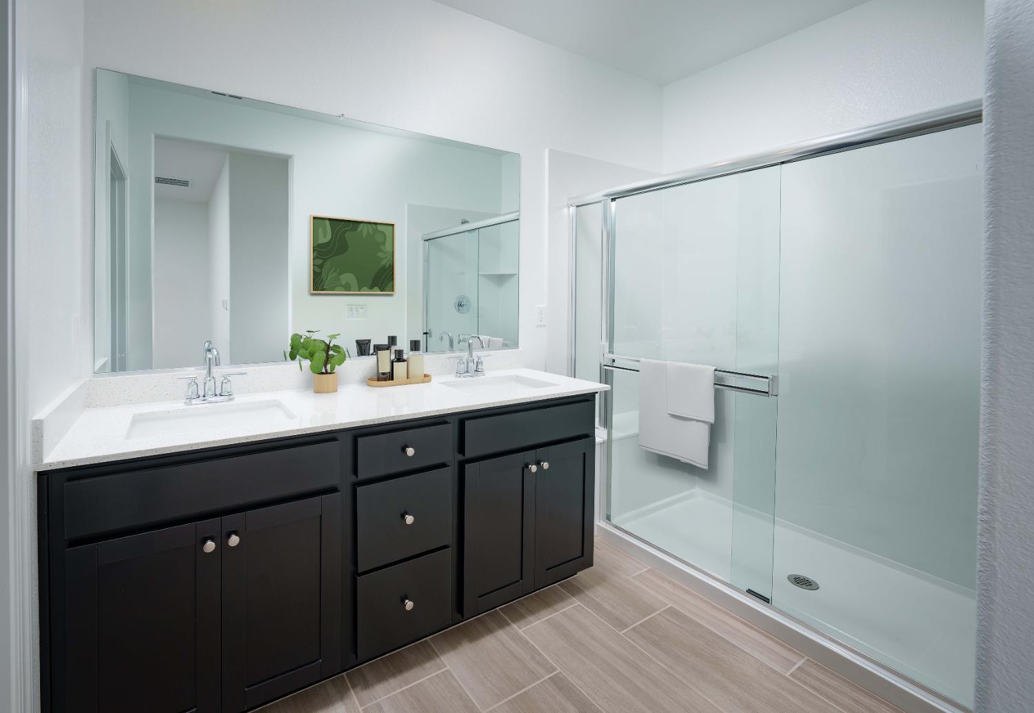 Sacramento, California, 95829, United States, 3 Bedrooms Bedrooms, ,3 BathroomsBathrooms,Residential,For Sale,1933328